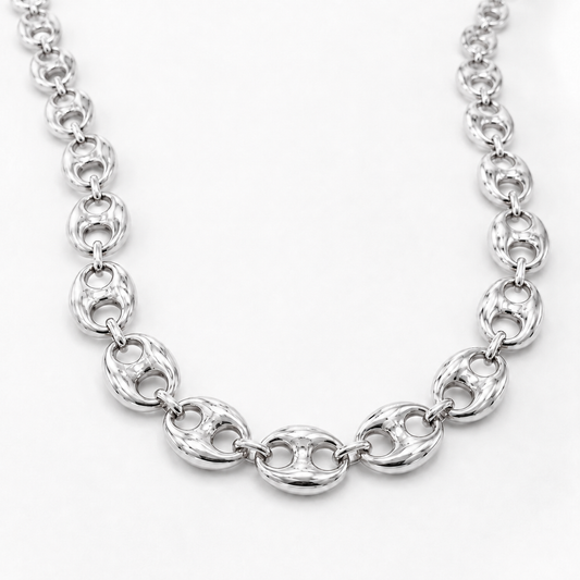 10K White Gold Hollow Puff Chain, three-quarter angle view