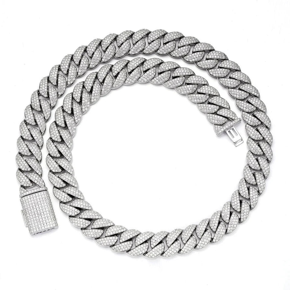 925 Sterling Silver Moissanite Cuban Link Chain - close-up of moissanite stones