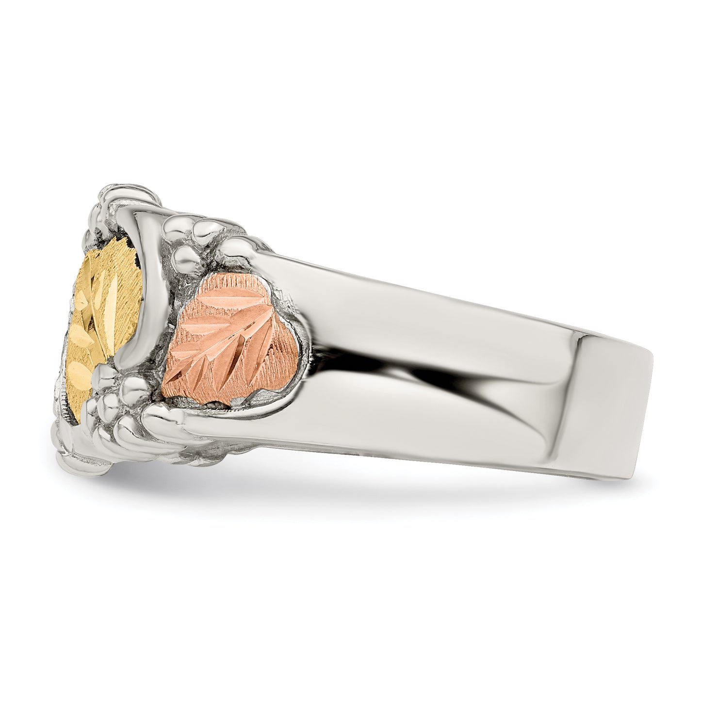 Black Hills Gold Sterling Silver Leaves Ring - close-up of gold leaf accents