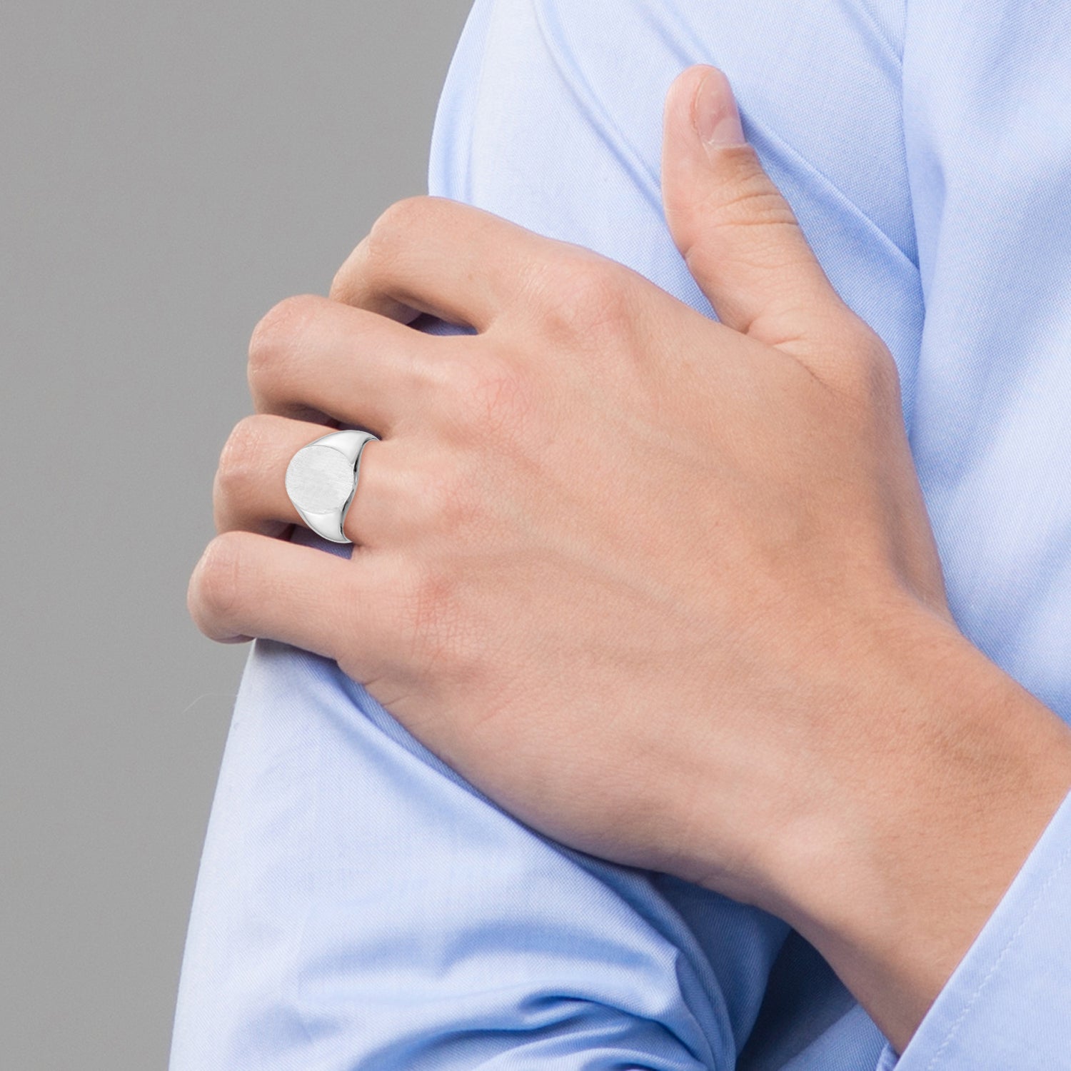 14K White Gold Round Signet Ring 13.5 x 14.0 mm RS548 - alternate view