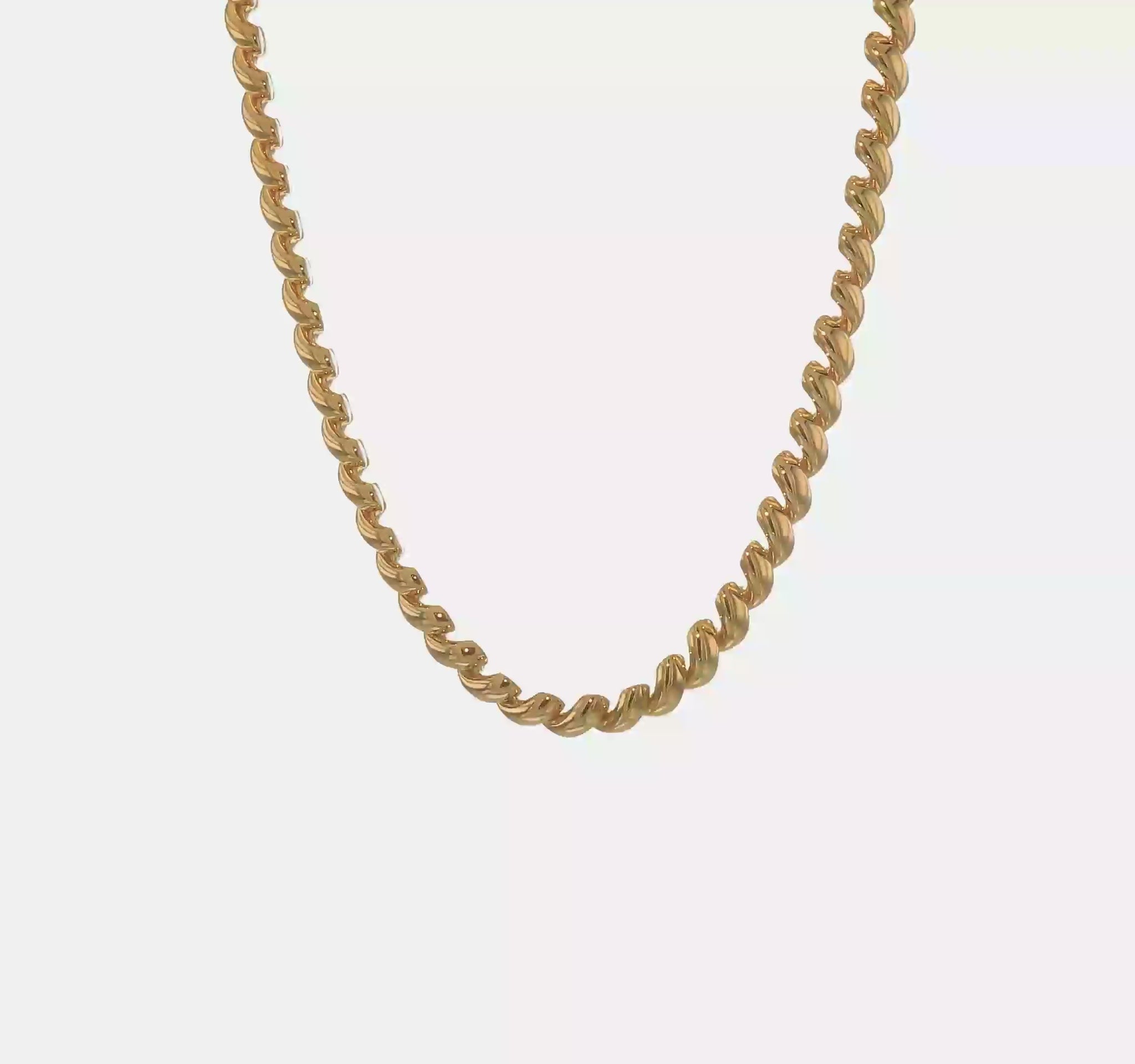 Yellow gold San Marco necklace, 10 mm, 17 inch, video