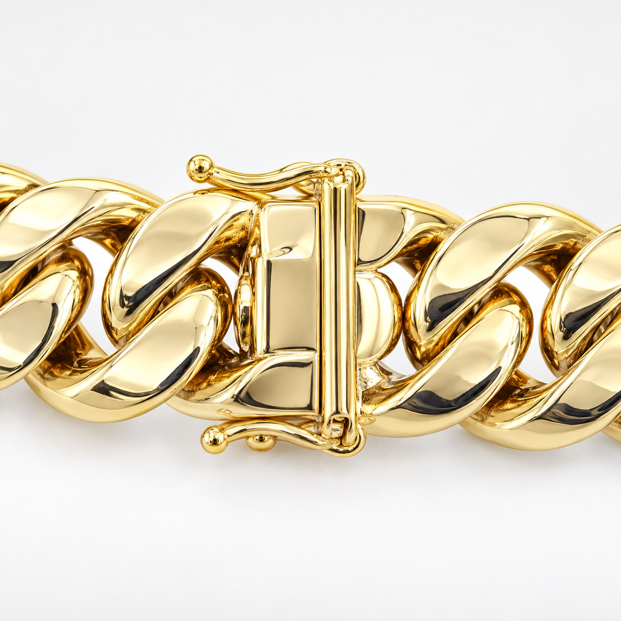 Yellow gold Miami Cuban link bracelet, alternate view