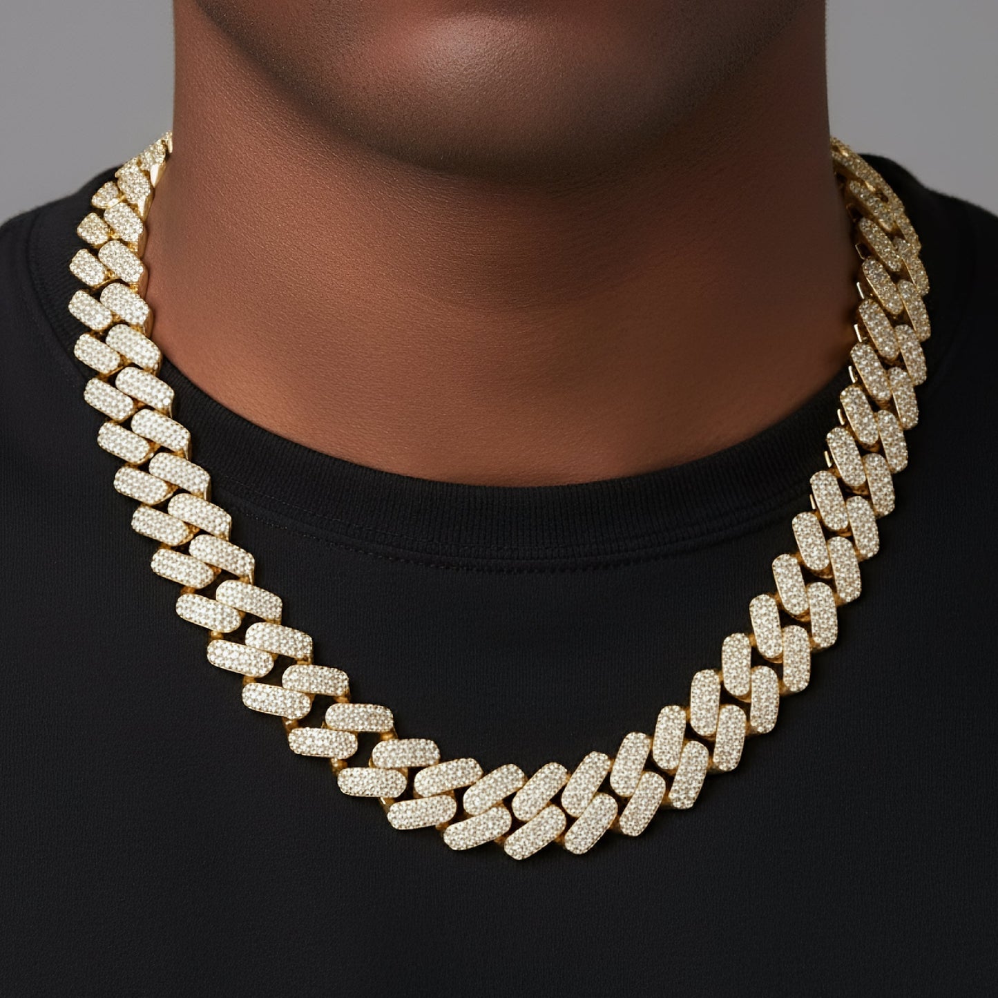 Yellow gold 18mm moissanite Cuban chain