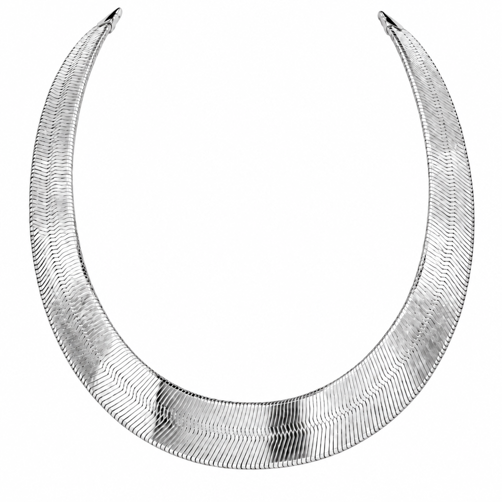 925 Sterling Silver Herringbone Chain, close-up of the links